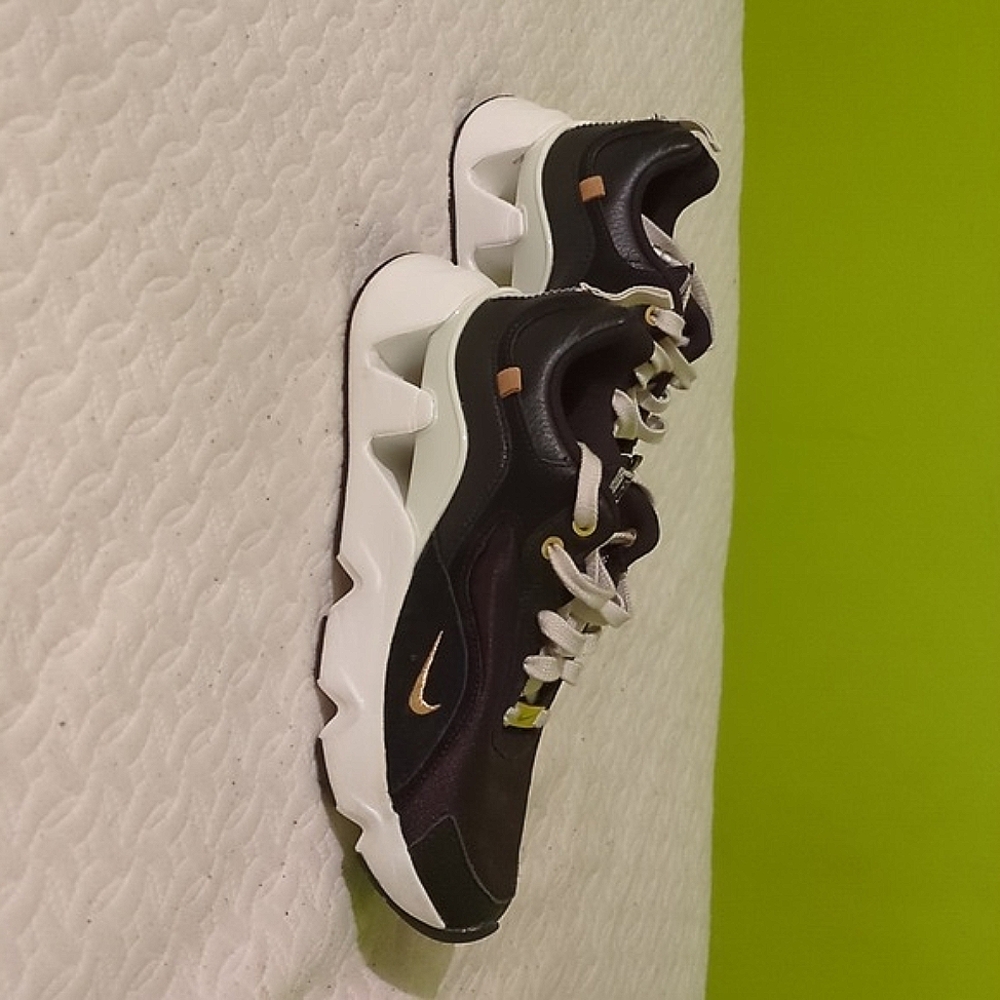 Nike Serena Williams Sneaker